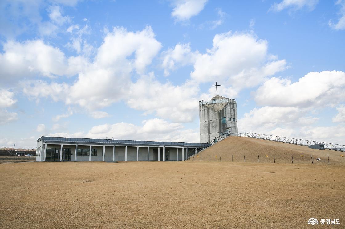 신리성지 순교미술관 입구